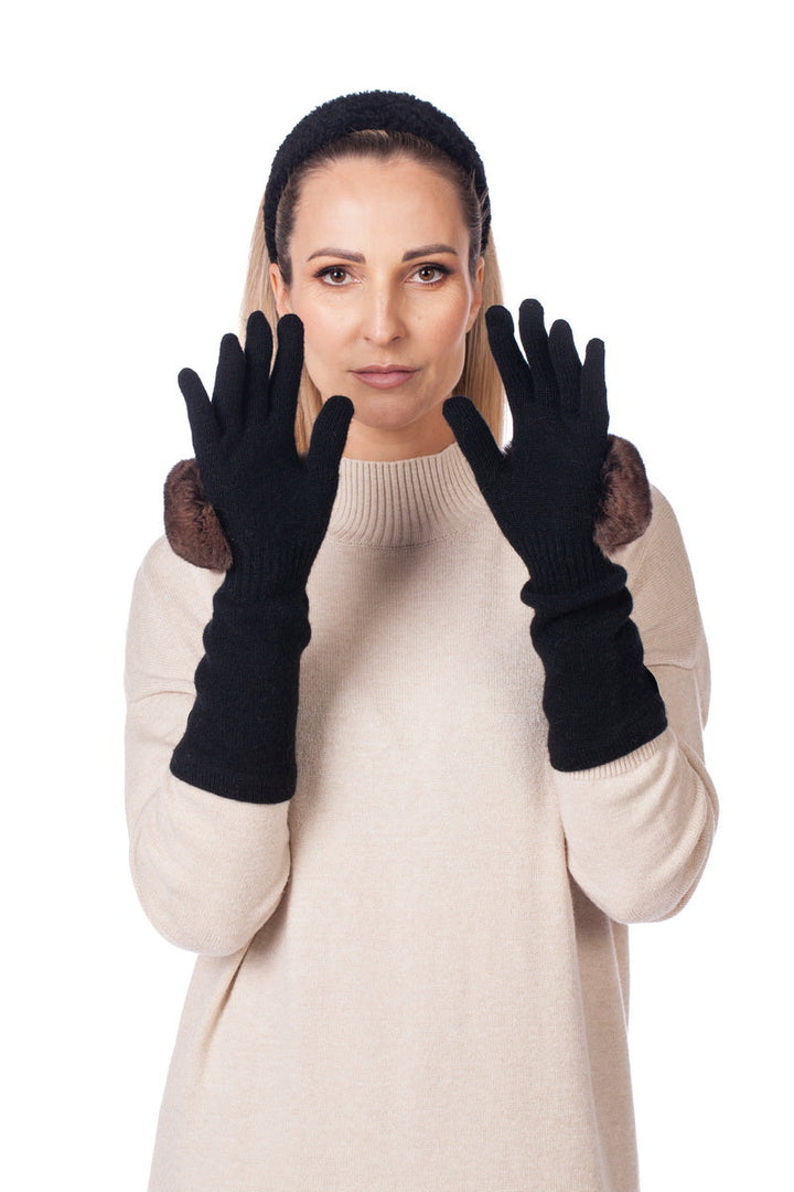 Black Cashmere Fingered Gloves With Long Wrist And Chinchilla Fur Trim