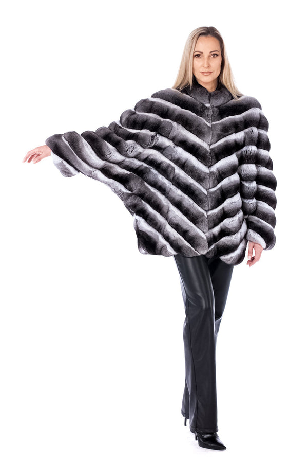 Chinchilla Fur Coat With Wide Sleeves