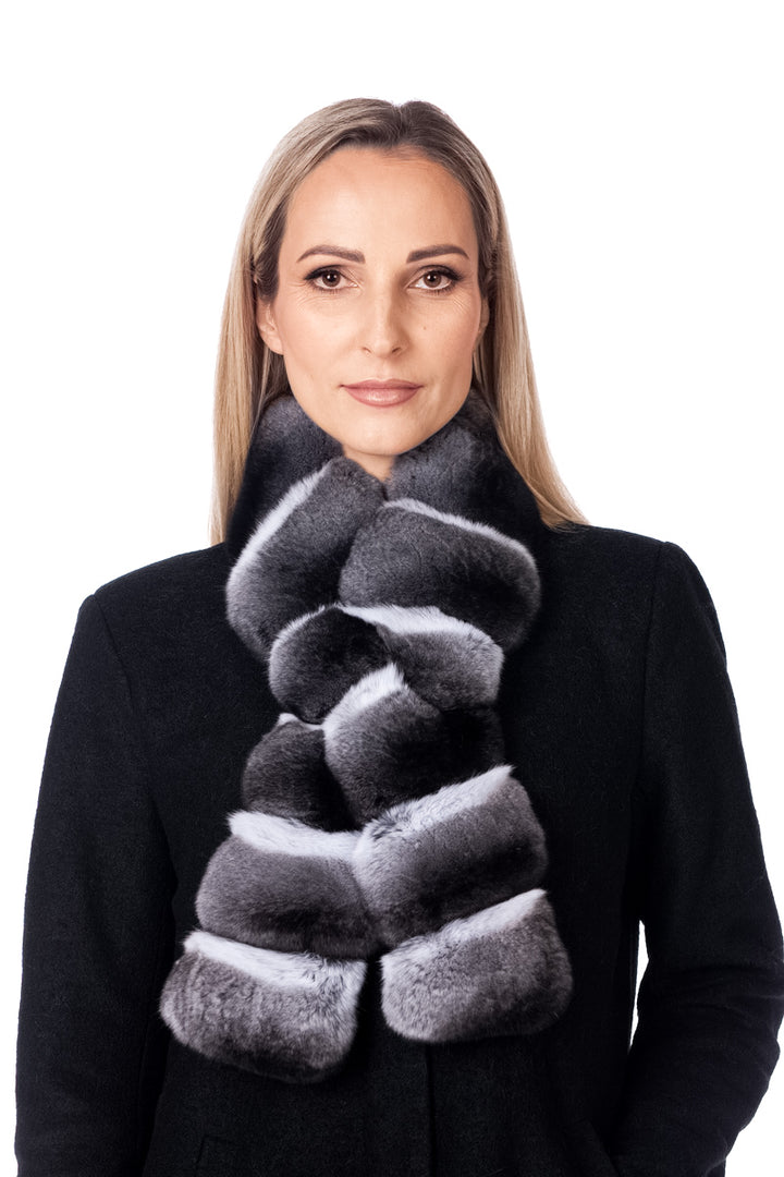 Chinchilla Fur Scarf With A Slit In Diagonal Style