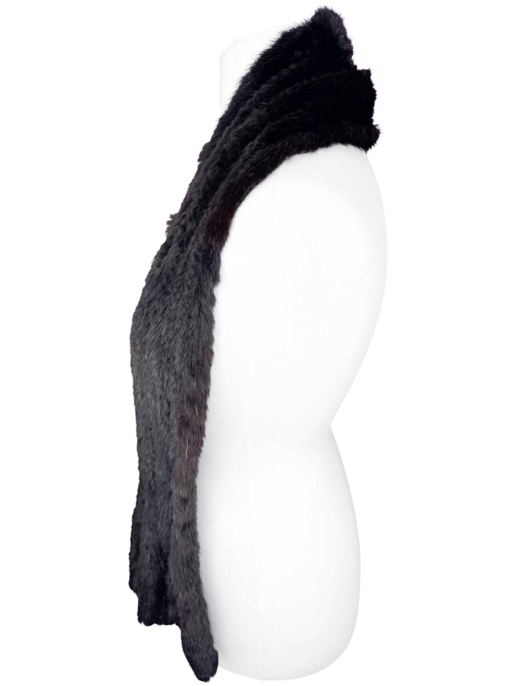 Chinchilla Fur Scarf With A Slit In Diagonal Style