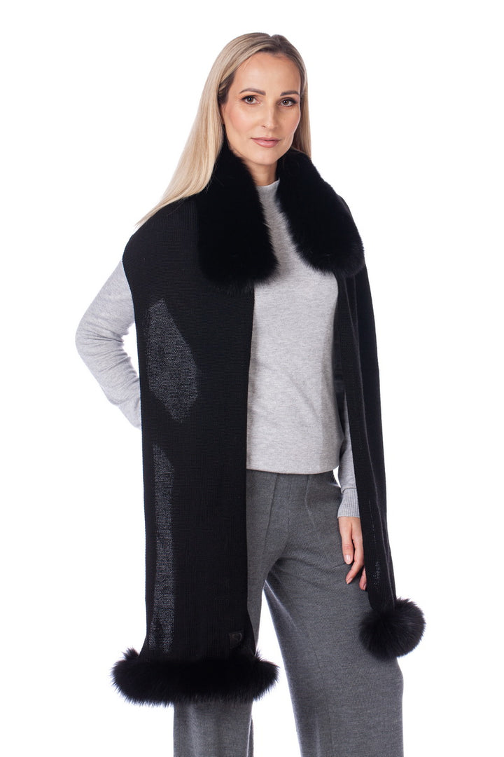 Versatile Black Wool Scarf with Detachable Fox Fur Collar