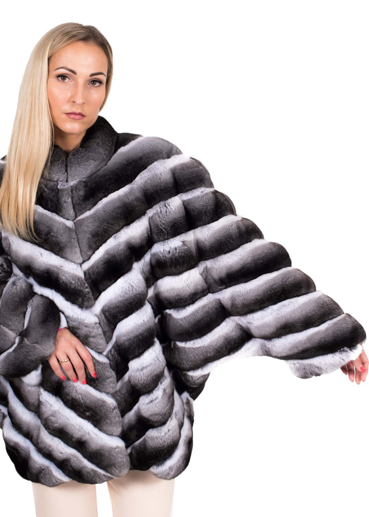 Natural Chinchilla Fur Poncho With Wide Sleeves