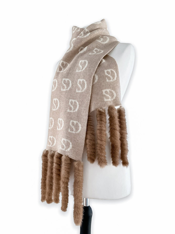 Beige Wool Scarf With Mink Fringes