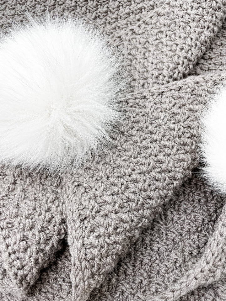 Blanket With Fox Fur Pom Poms