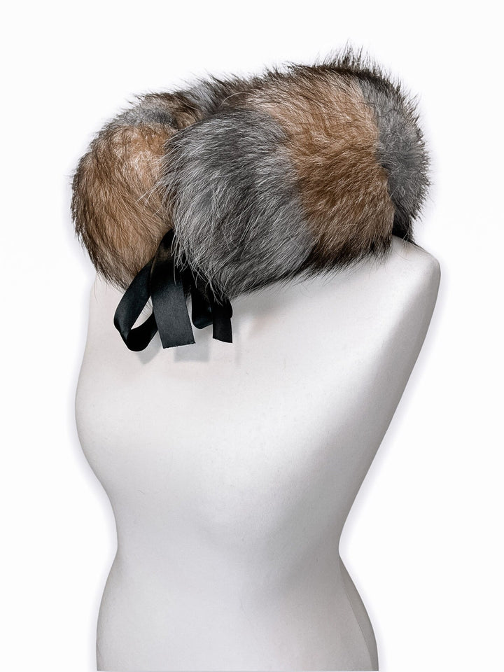 Fox Fur Collar With Ribbon