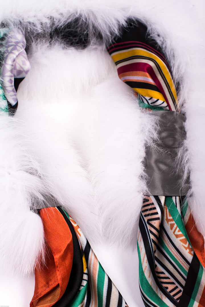 White Fox Fur Collar Lined In Silk