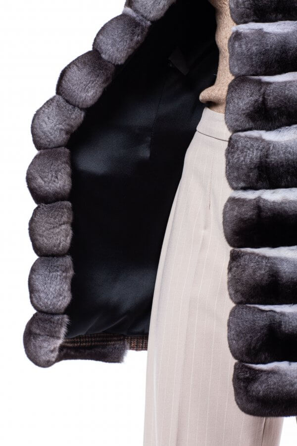 Black Silk Lining Of Natural Chinchilla Fur Gilet